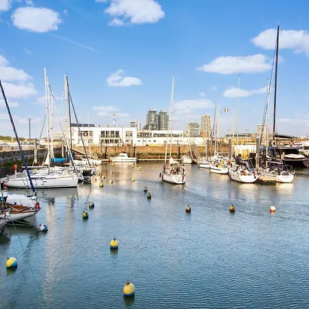 Sunny Ground Floor Escape Lägenhet Oostende