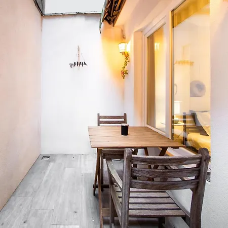 公寓 Sunny Ground Floor Escape 奥斯滕德