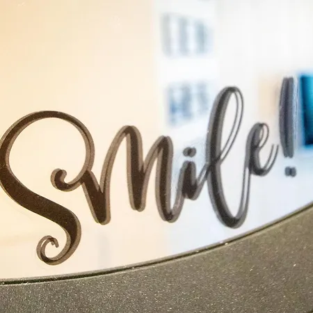 Sunny Ground Floor Escape * 奥斯滕德